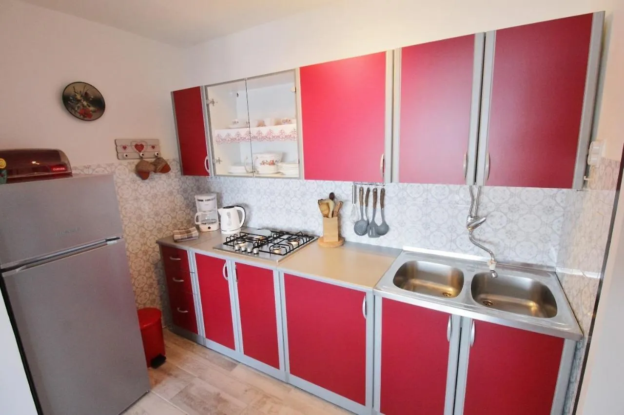 Apartment Zeljka Crveni Vrh 0*,
